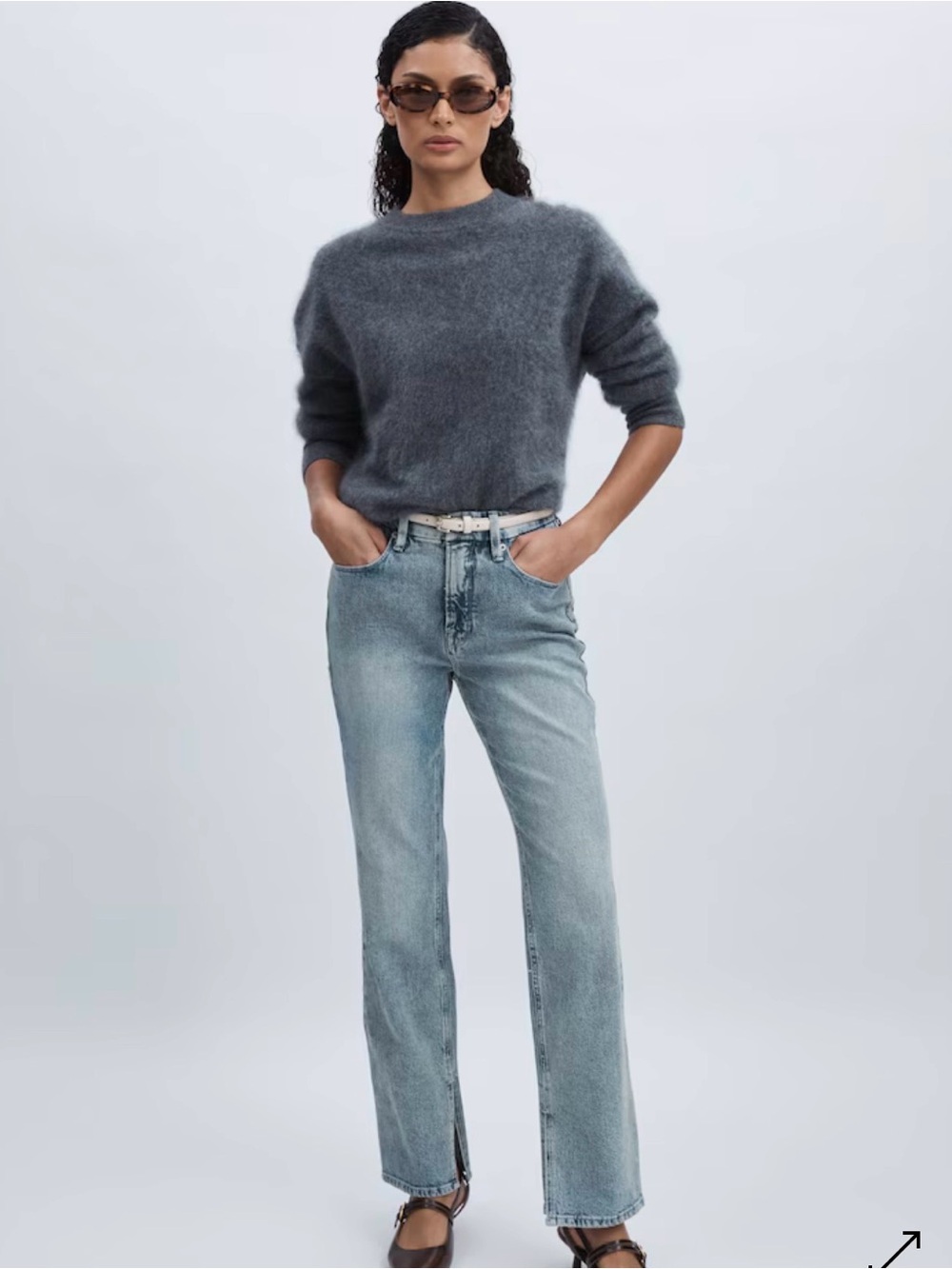 Good American Straight-Leg Slit-Hem Jeans in medium  Indigo size 2/26